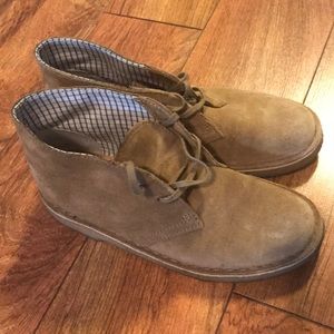Clark’s Desert Boots Women’s 7